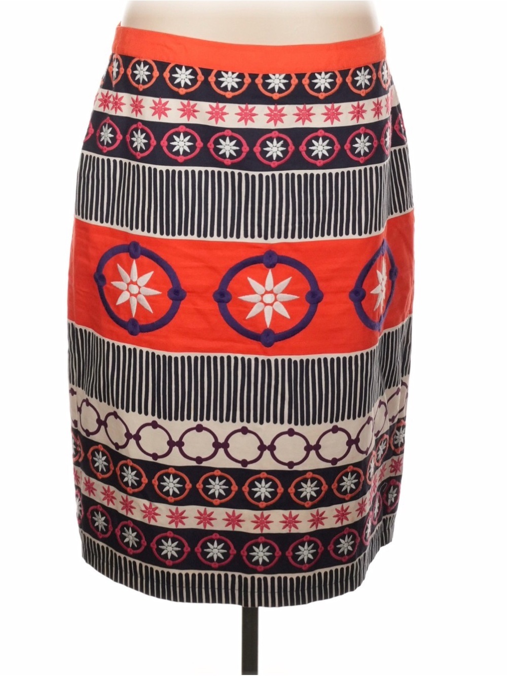 Boden Red, Navy and White Embroidered Pattern Pencil Skirt - Picture 4 of 4